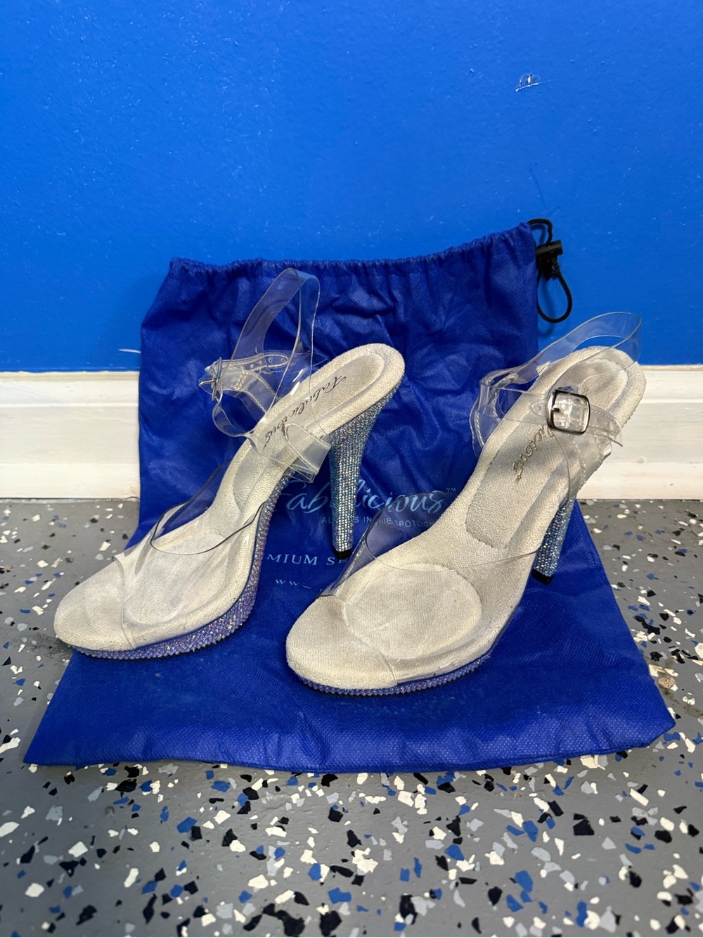 Fabulicious Ankle Back Sandal